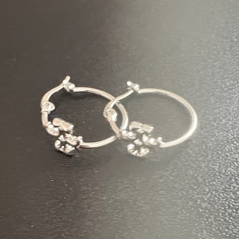 Tory Burch Eleanor Silver Hoop Earrings